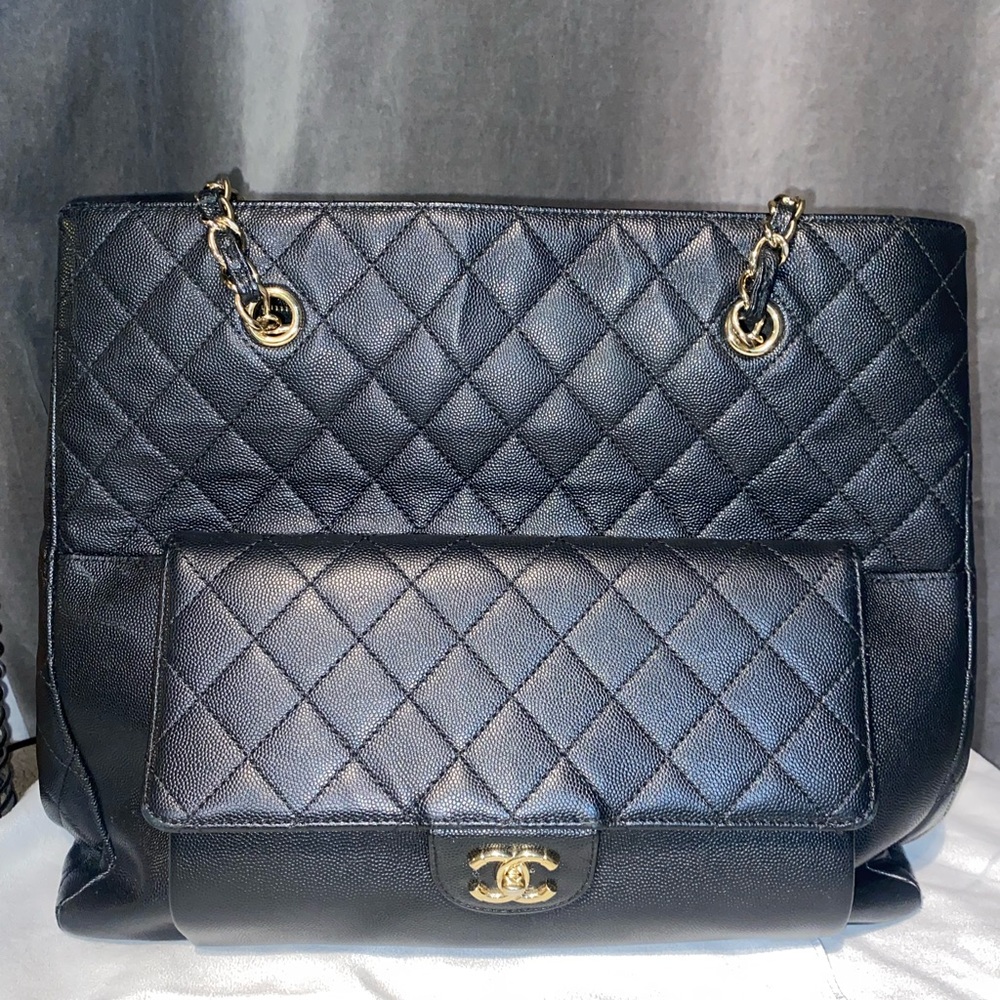 Chanel Tote Bag 100% authentic